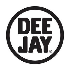 Escucha Radio Deejay en la aplicación