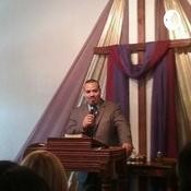 Podcast Glorifica a Dios en medio De tu Prueba- Evang.Julio Vega