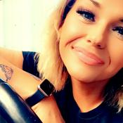 Podcast Single red rose