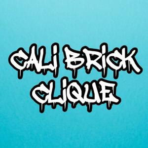 Escucha Cali Brick Clique | LEGO Podcast en la aplicación