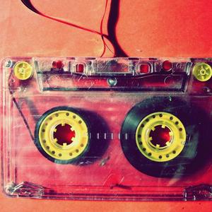 Escucha 放松帮助冥想和睡眠的轻音乐 en la aplicación