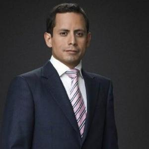 Escucha Imagen Empresarial en la aplicación