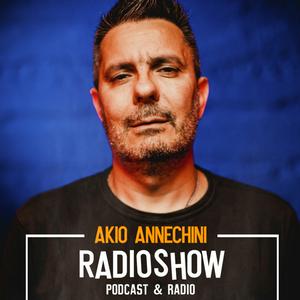 Escucha RADIOSHOW en la aplicación